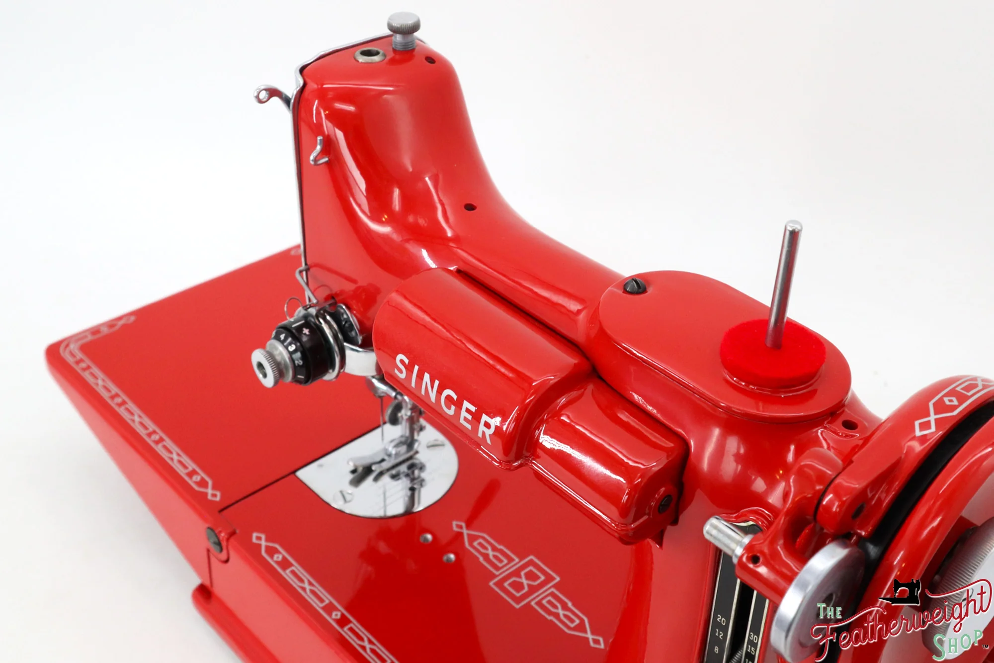 Singer Featherweight 221, AM17209* - Fully Restored in Liberty Red - Image 12