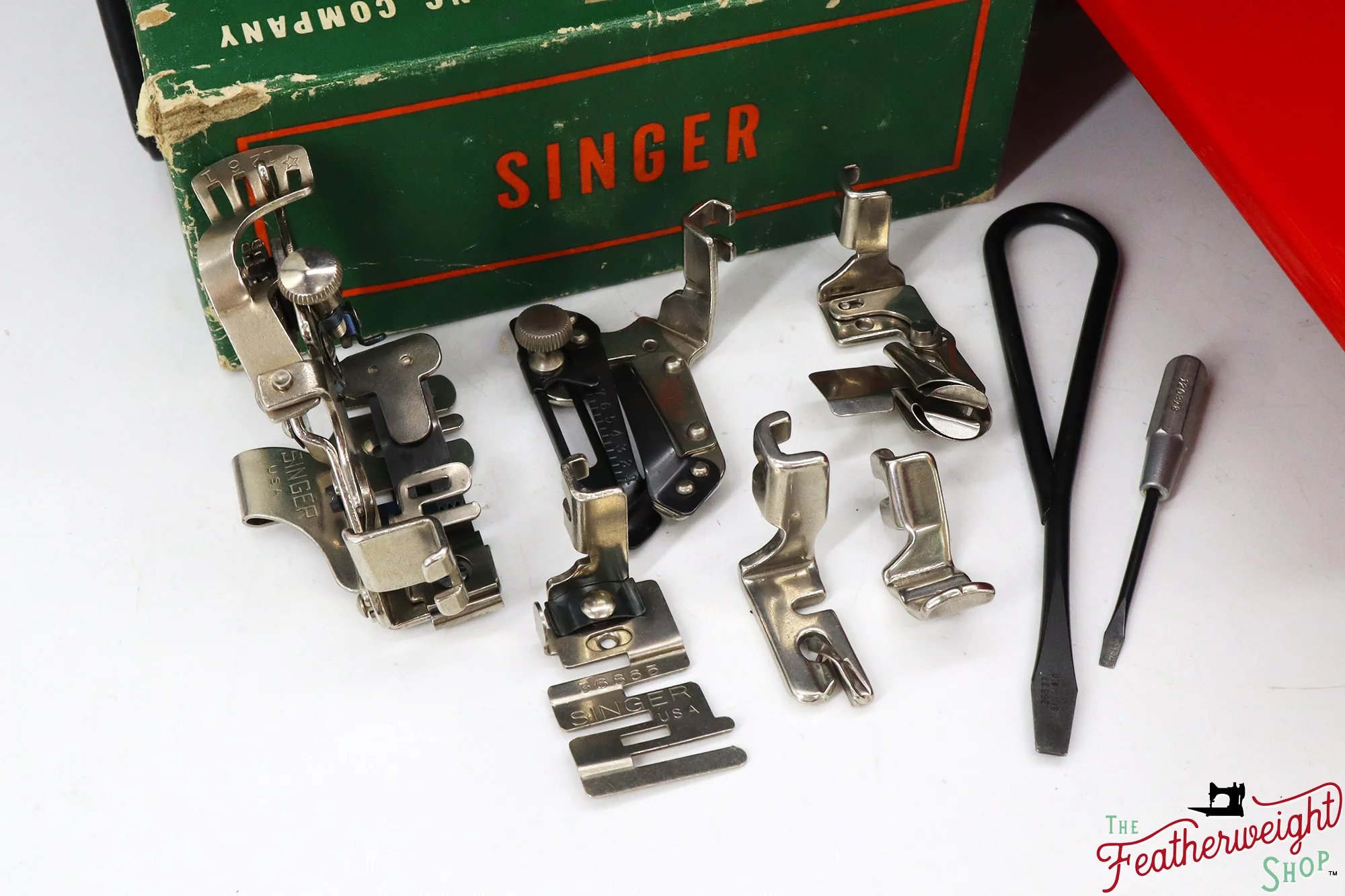 Singer Featherweight 221, AM17209* - Fully Restored in Liberty Red - Image 17