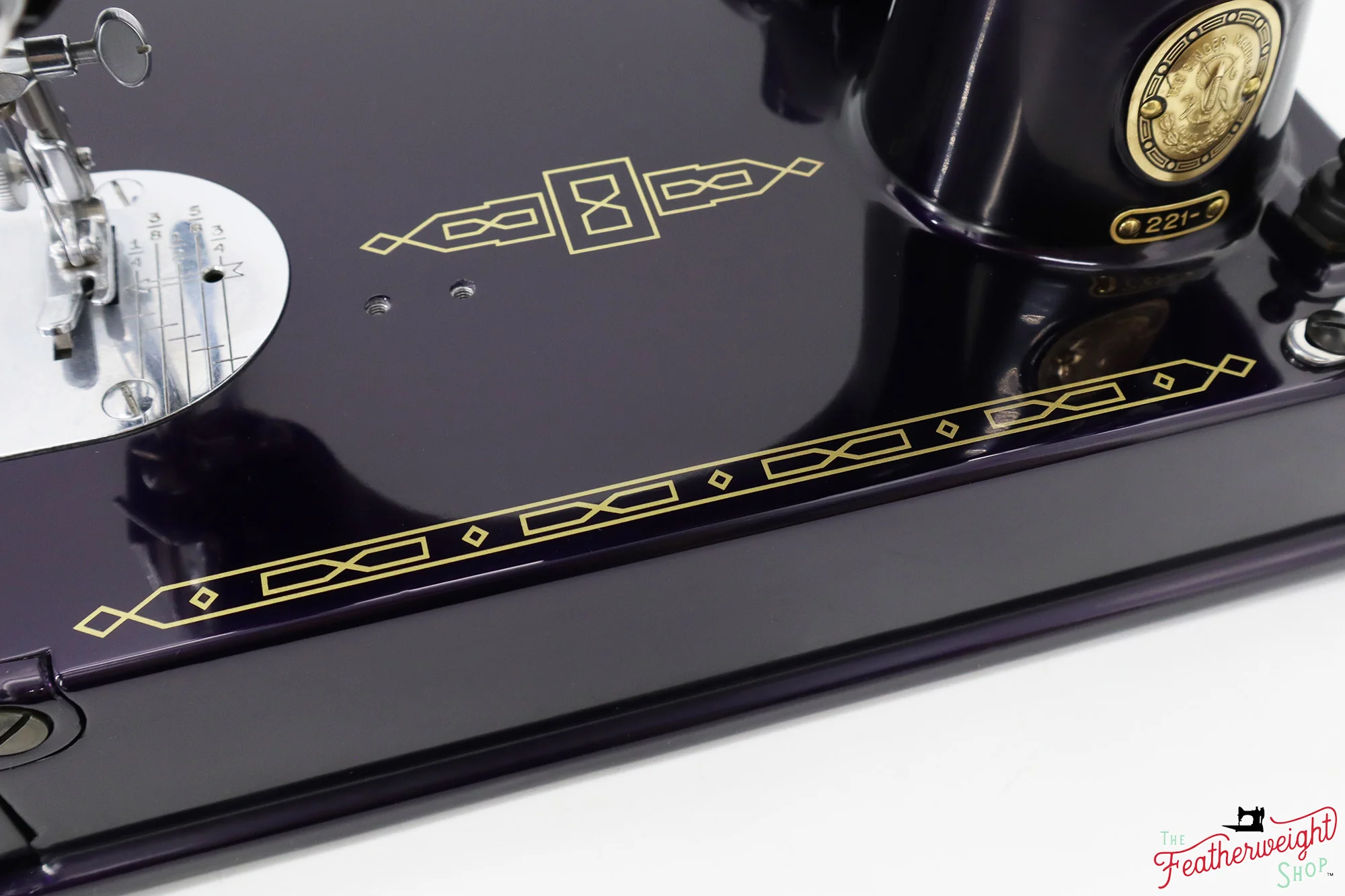 Singer Featherweight 221, AM180*** - Fully Restored in Black Iris - Image 8