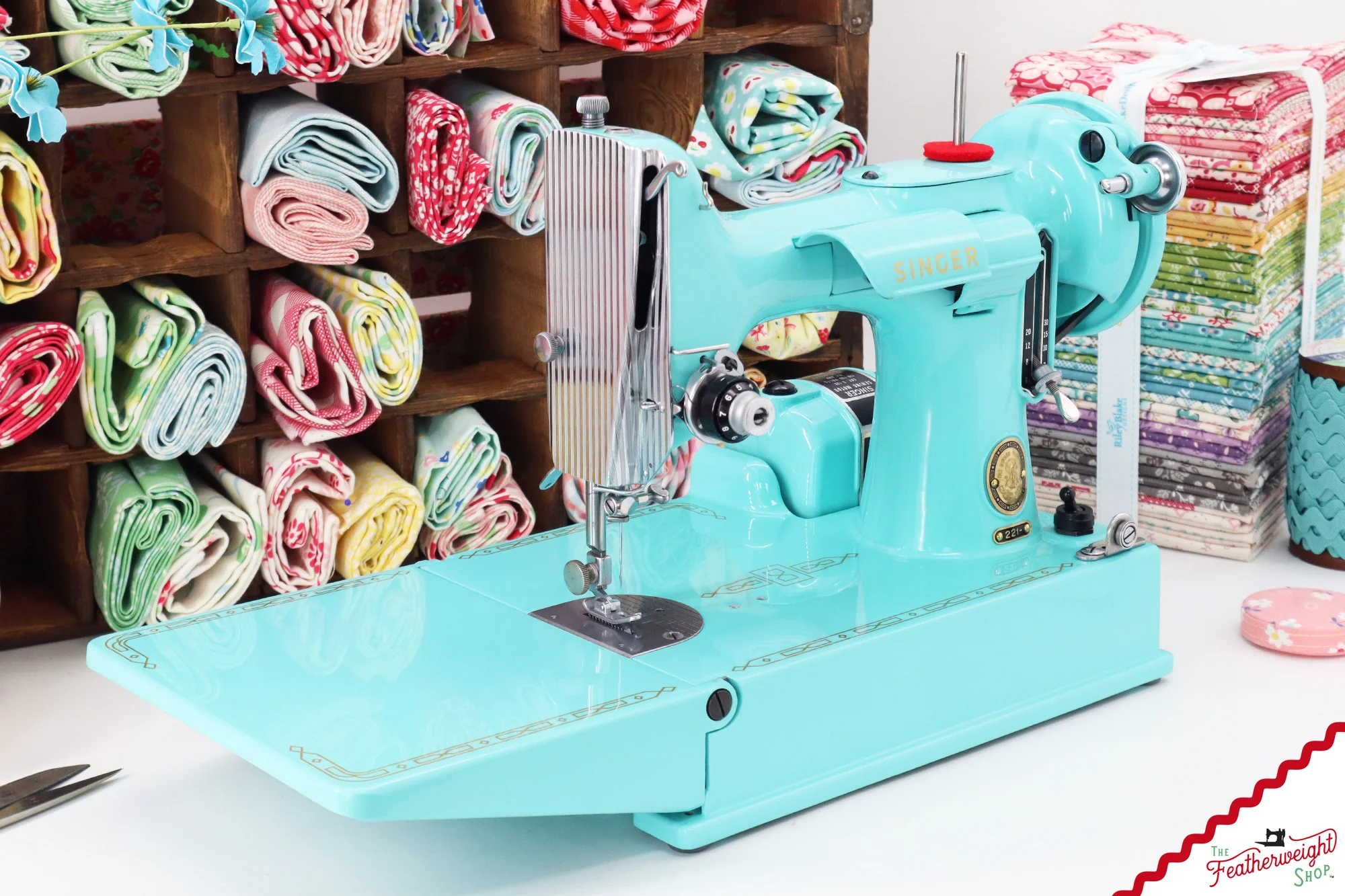 Singer Featherweight 221, AM781*** - Fully Restored in Tiffany Blue - Image 4