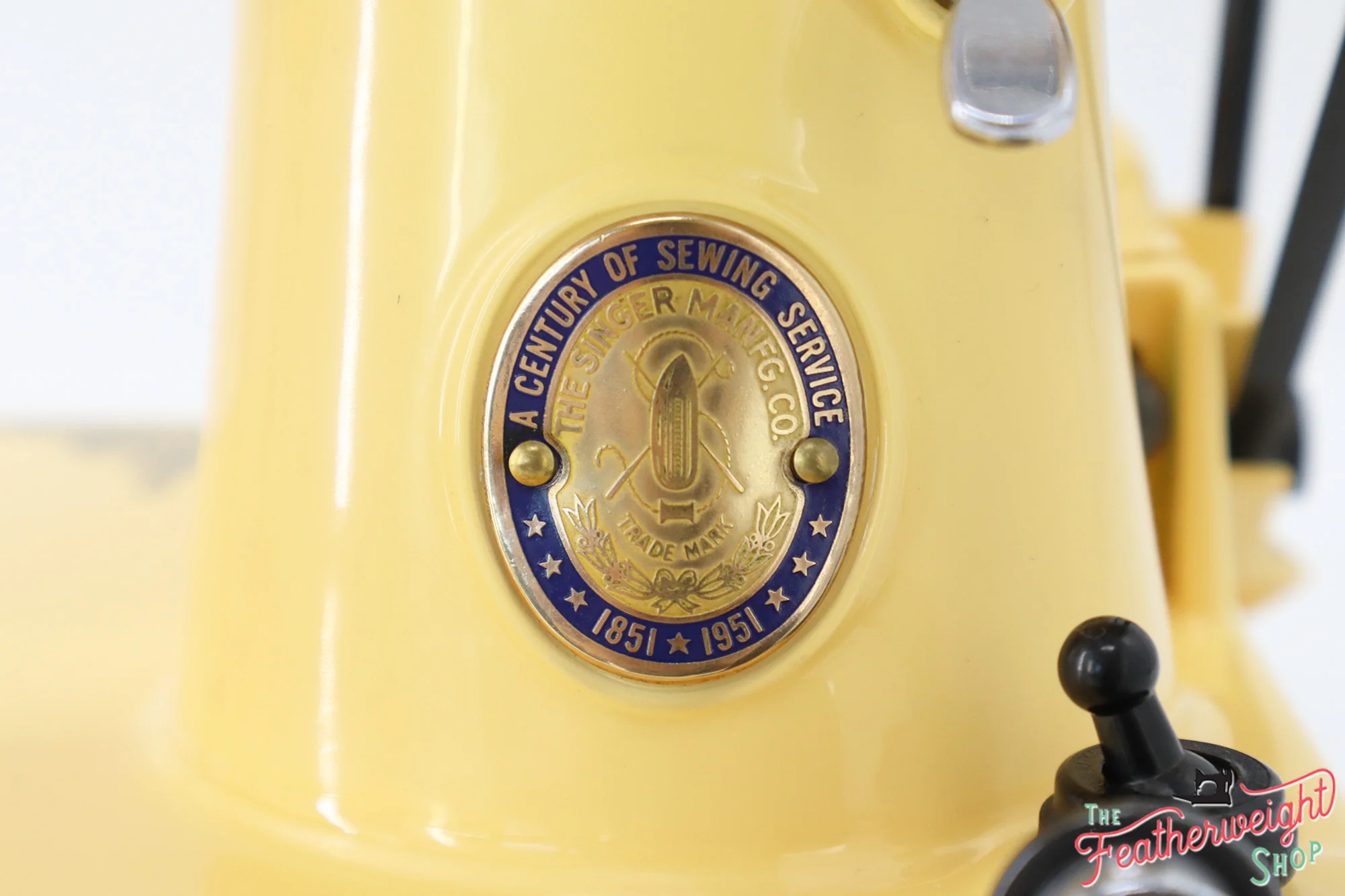 Singer Featherweight 221 Centennial, AJ648*** - Fully Restored in Happy Yellow - Image 15