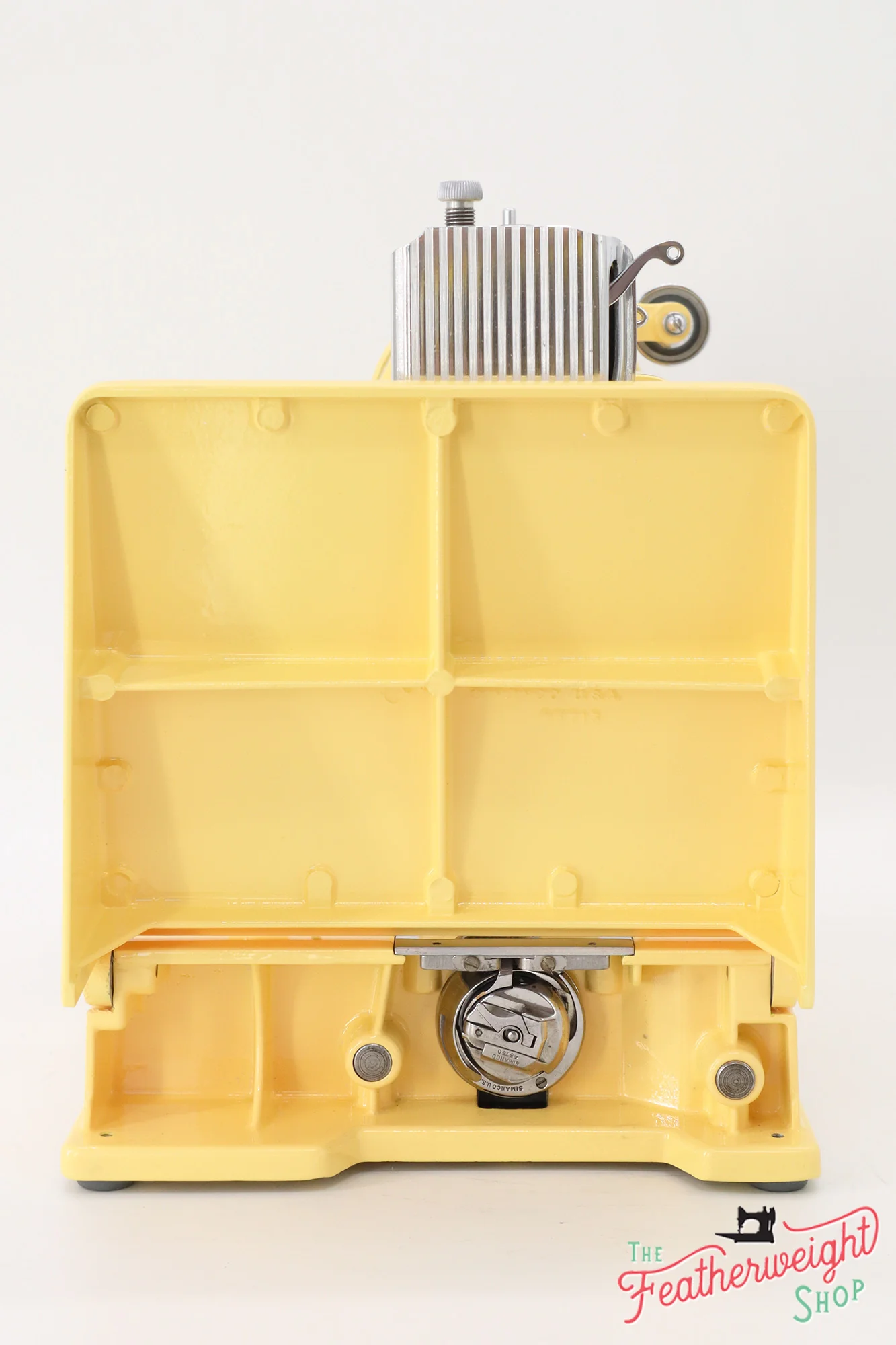 Singer Featherweight 221 Centennial, AJ648*** - Fully Restored in Happy Yellow - Image 5