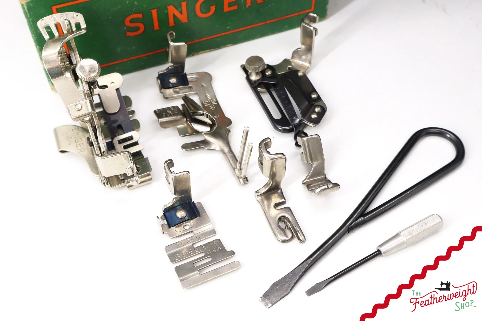 Singer Featherweight 221, Centennial - AJ900*** - Restored Featherweight Shop Edition! - Image 21