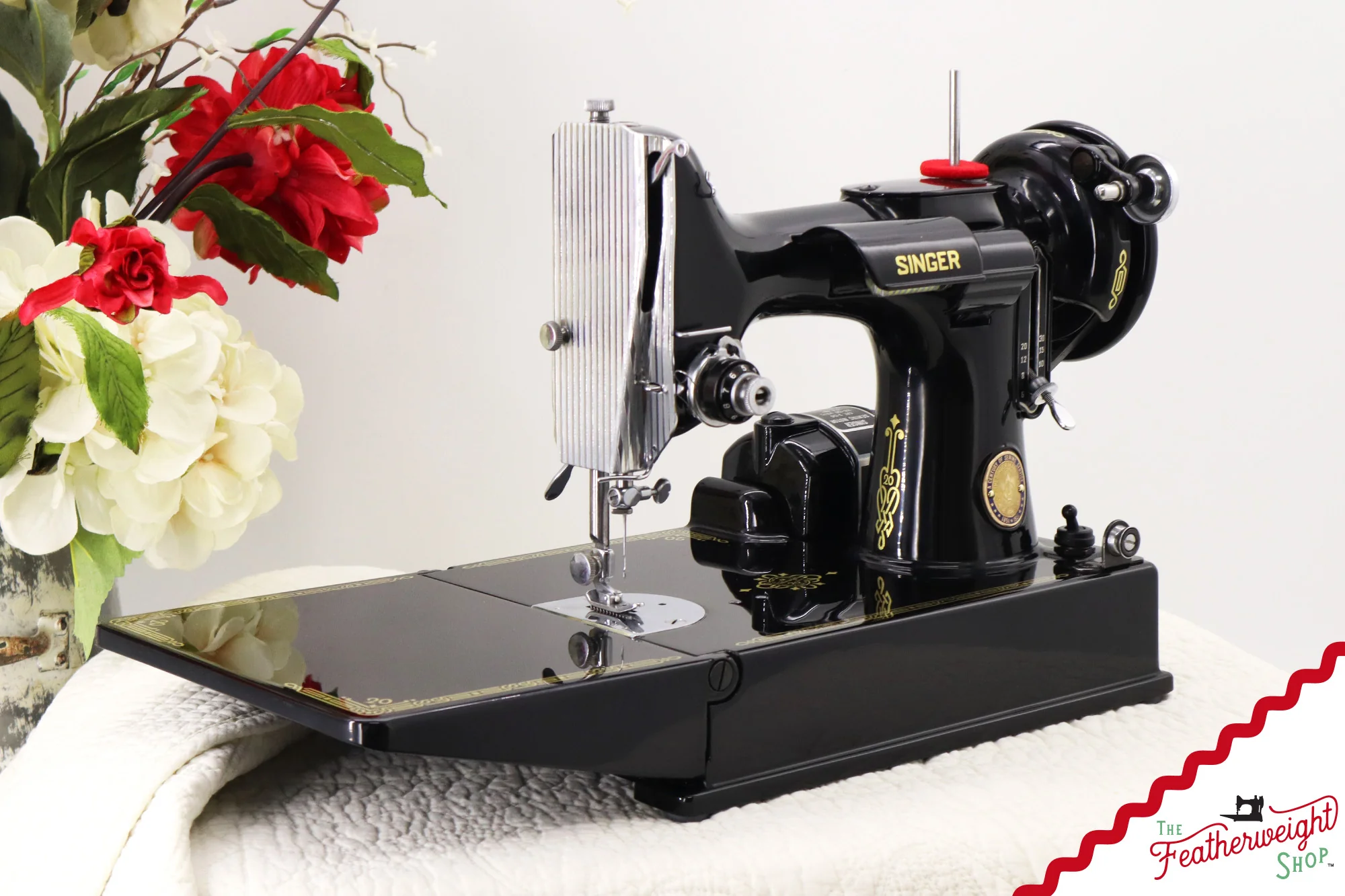 Singer Featherweight 221, Centennial - AJ900*** - Restored Featherweight Shop Edition! - Image 4