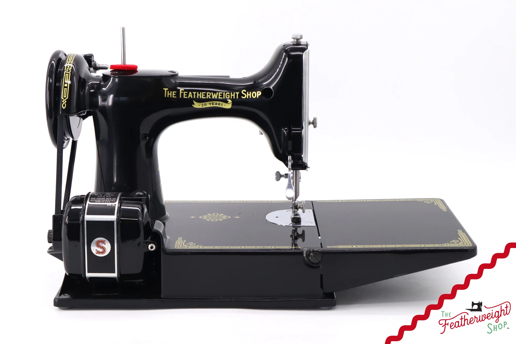 Singer Featherweight 221, Centennial - AJ900*** - Restored Featherweight Shop Edition! - Image 7