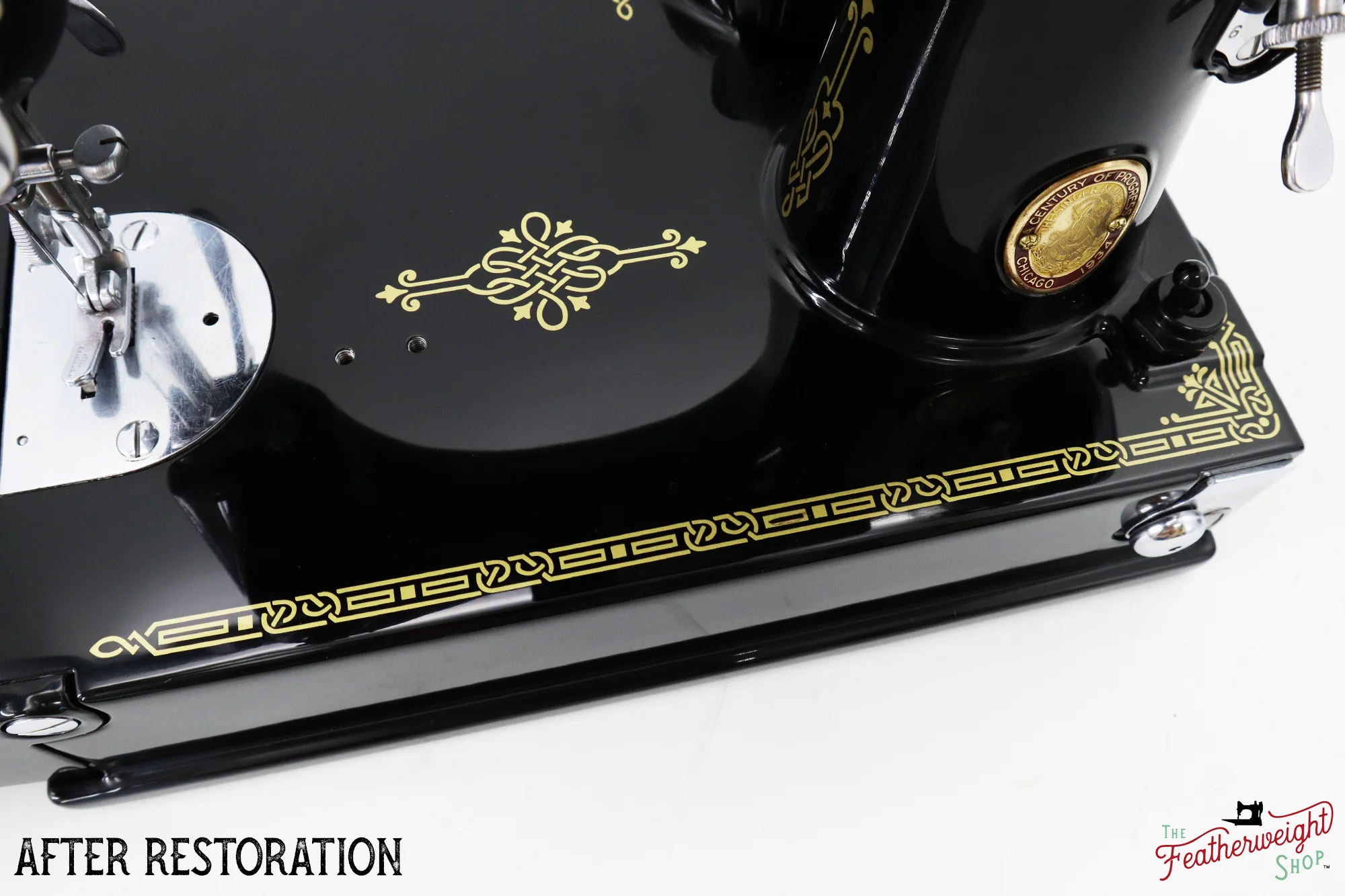 Singer Featherweight 221, Chicago World's Fair, Fully Restored in Gloss Black, AD547*** - RARE - Image 16