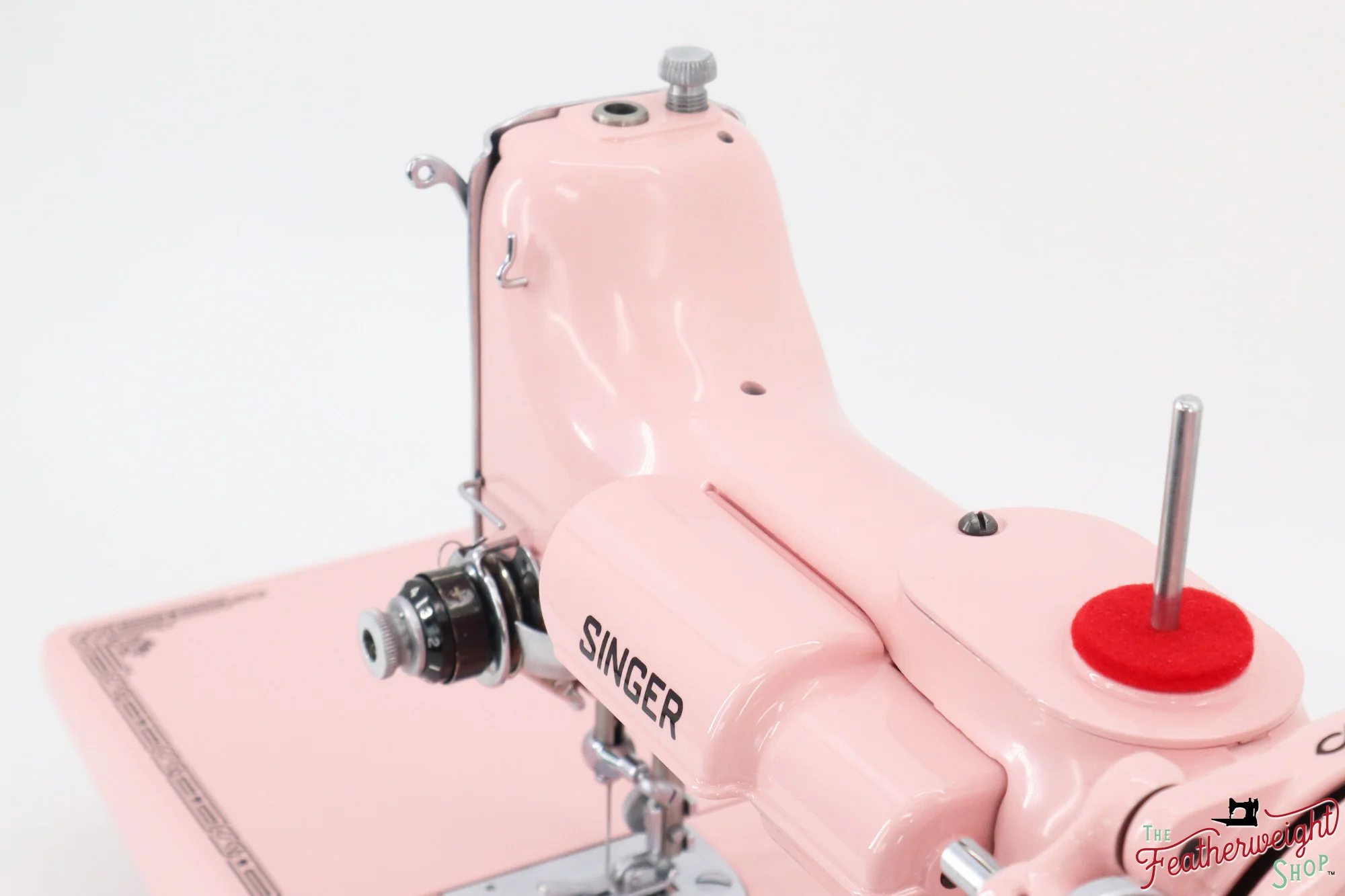 Singer Featherweight 221K, EF560*** - Fully Restored in Rosy Posy Pink - Image 15