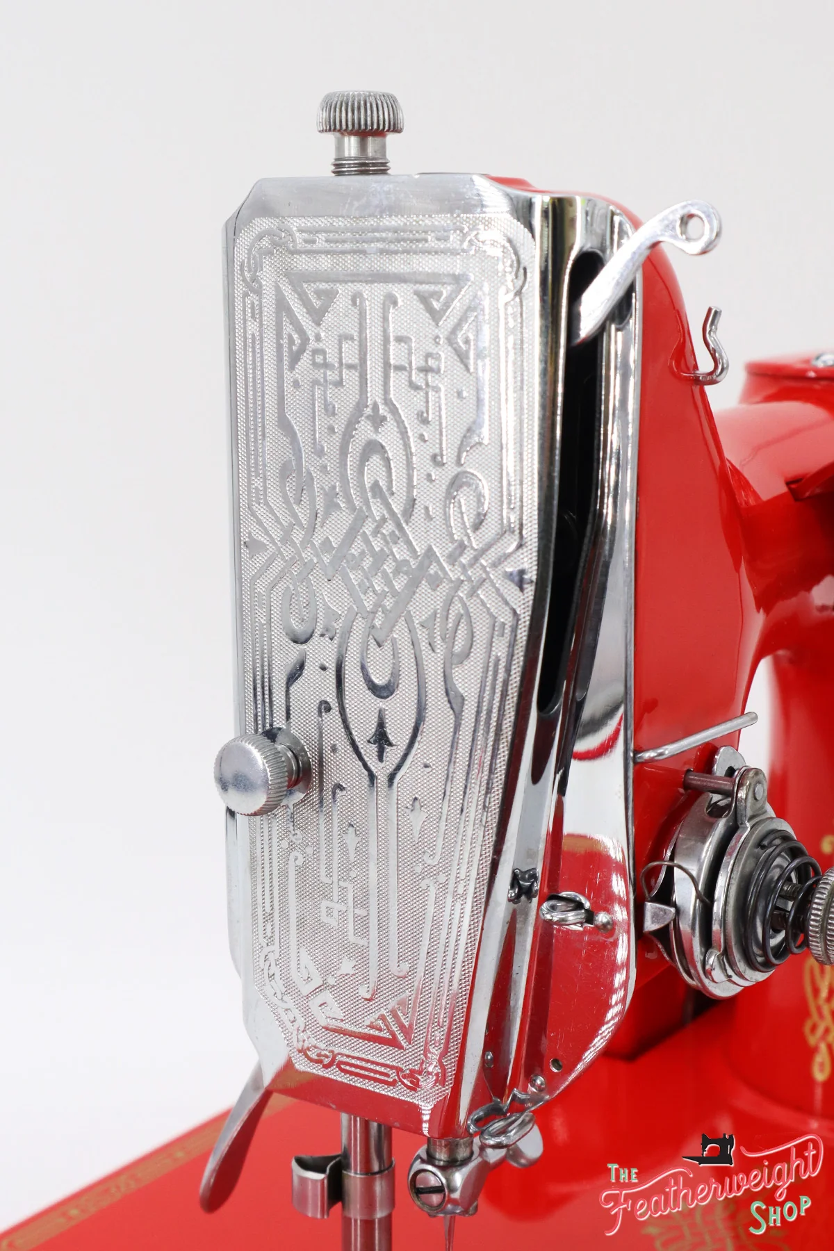 Singer Featherweight 221 Sewing Machine 1933 AD550*** - Fully Restored in Liberty Red - Image 16