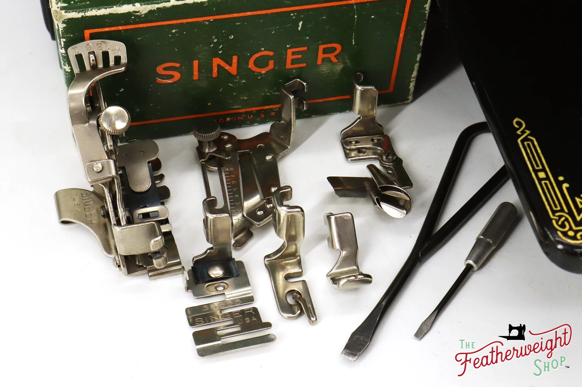 Singer Featherweight 221 Sewing Machine, 1934 AD790*** - Image 18