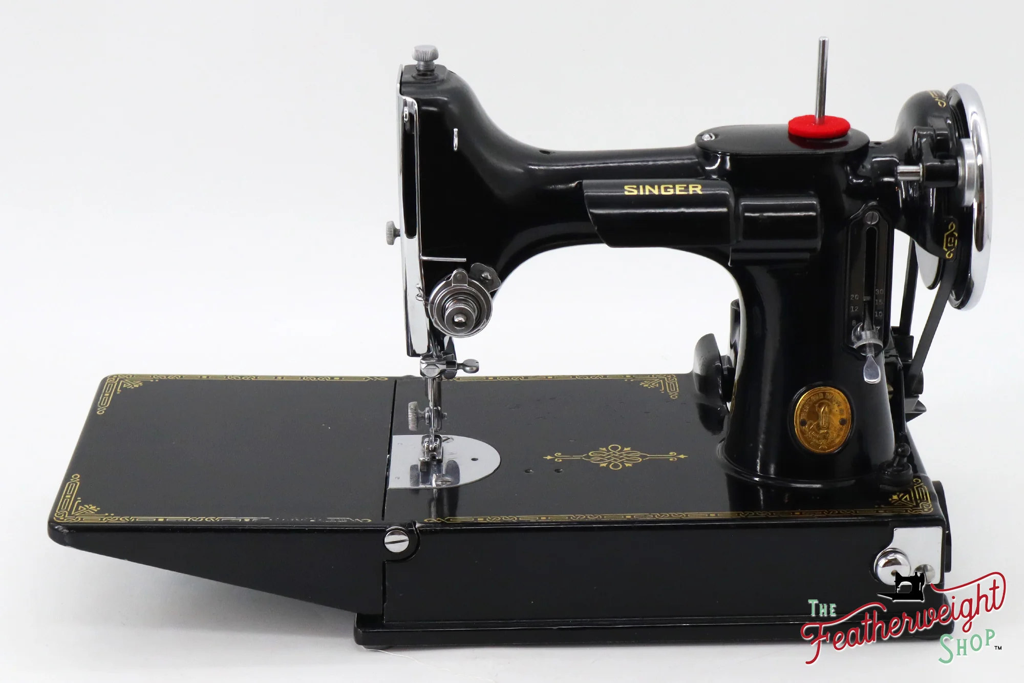 Singer Featherweight 221 Sewing Machine, 1934 AD790*** - Image 4