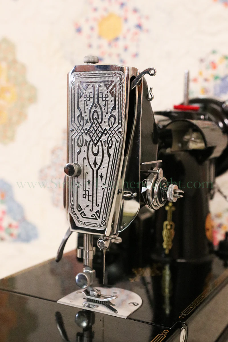 Singer Featherweight 221 Sewing machine, 1935 AD945*** - Image 14