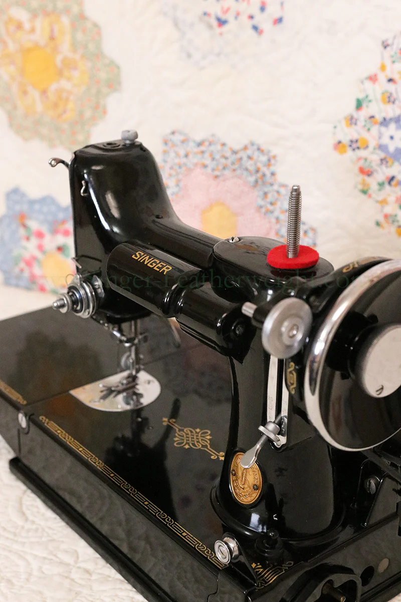 Singer Featherweight 221 Sewing machine, 1935 AD945*** - Image 16
