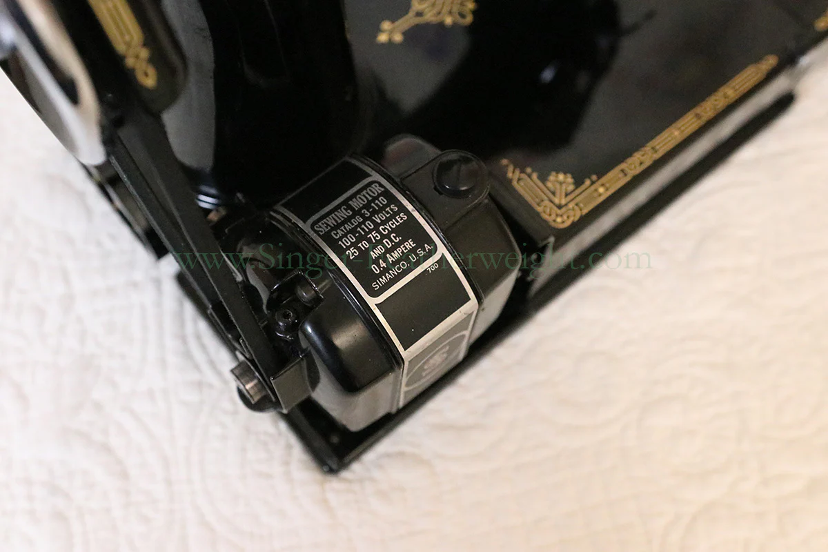Singer Featherweight 221 Sewing machine, 1935 AD945*** - Image 19