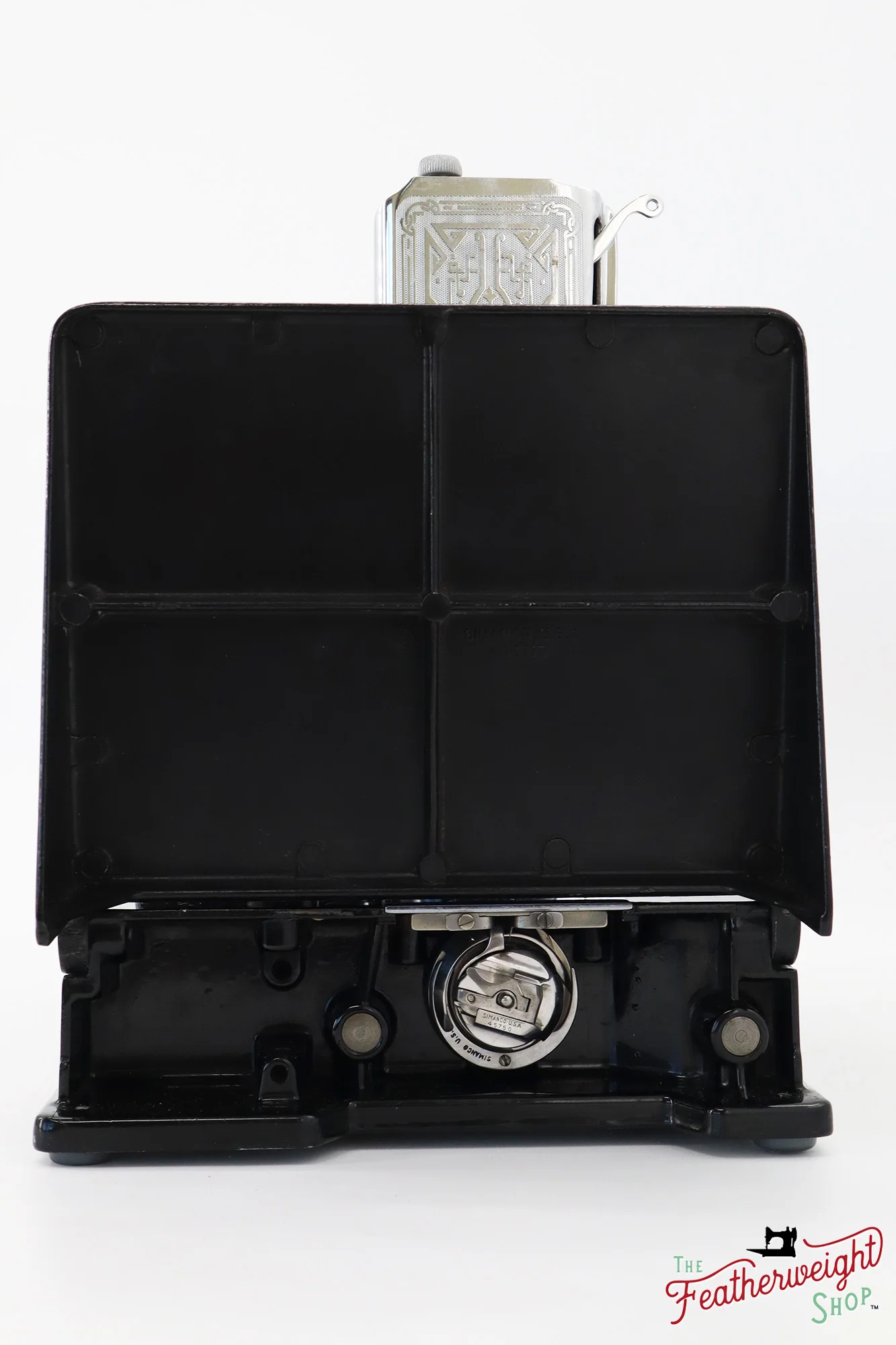 Singer Featherweight 221 Sewing Machine, 1935 AD889*** - Image 4