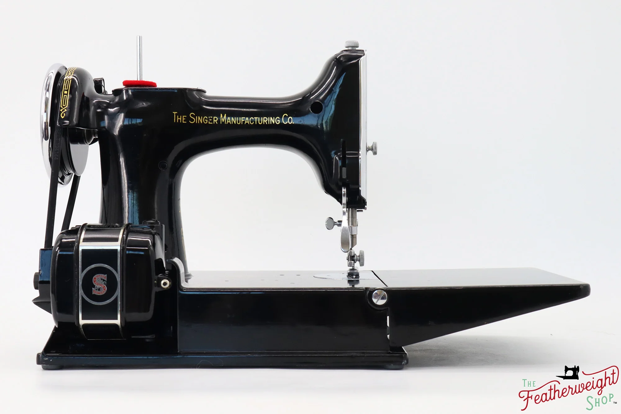 Singer Featherweight 221 Sewing Machine, 1935 AD889*** - Image 6