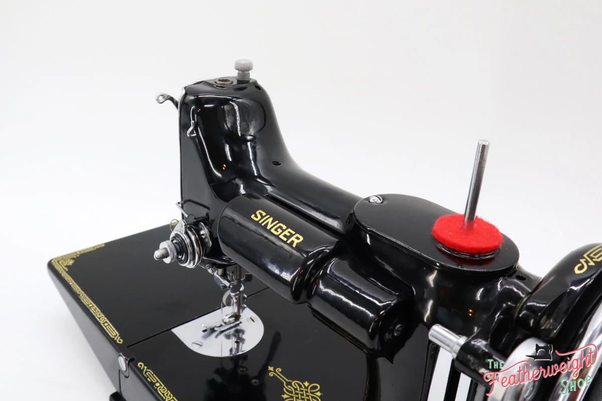 Singer Featherweight 221 Sewing Machine, 1936 AE063*** - Image 16