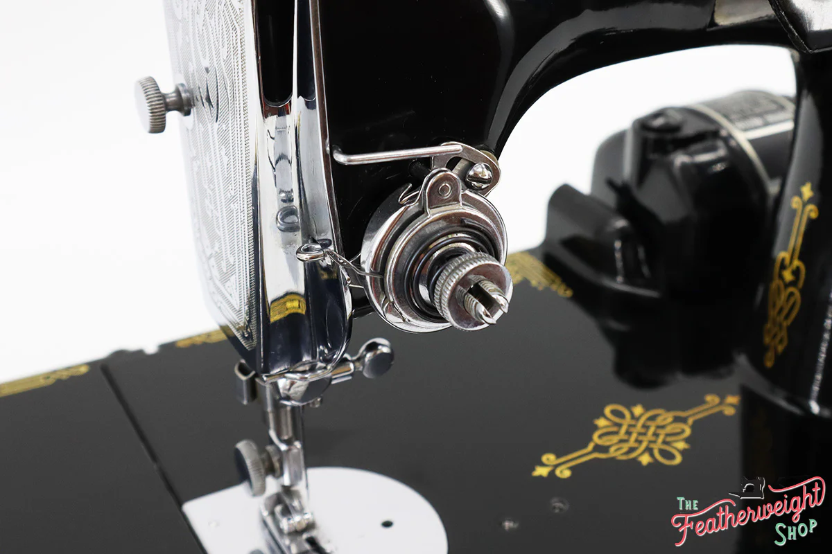 Singer Featherweight 221 Sewing Machine, AE217*** - Image 14