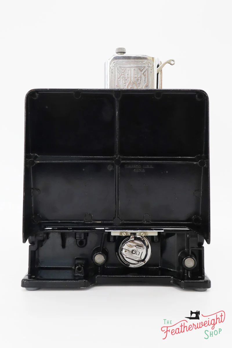 Singer Featherweight 221 Sewing Machine, AE217*** - Image 5