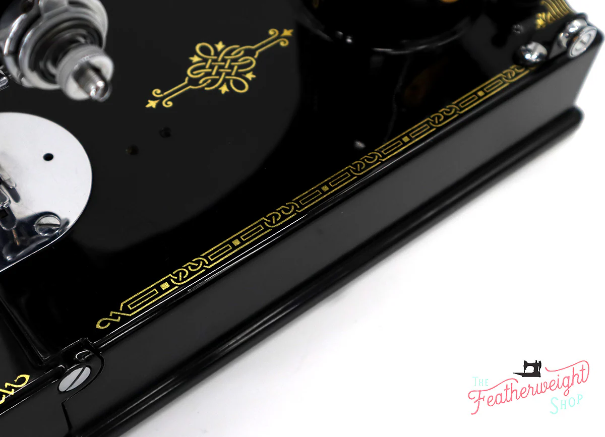 Singer Featherweight 221 Sewing Machine, AE220*** - Image 10