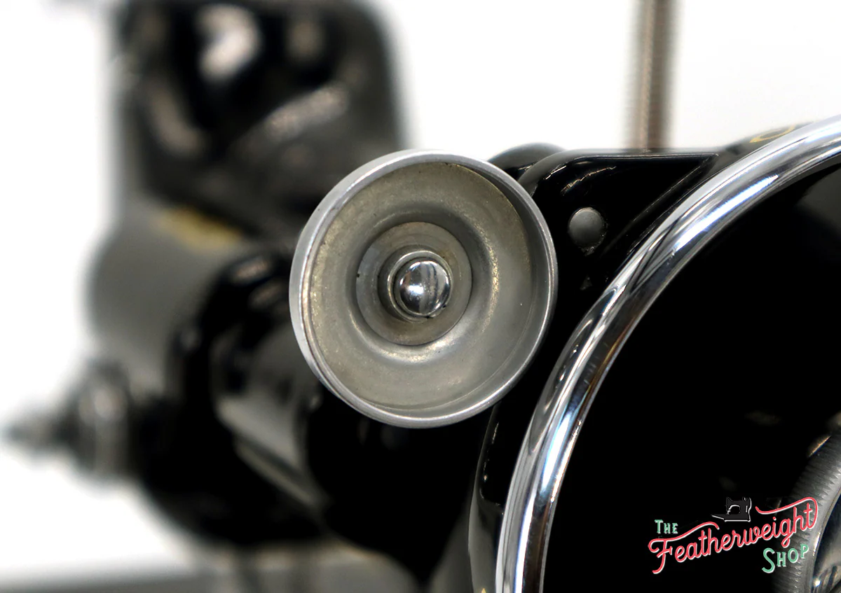 Singer Featherweight 221 Sewing Machine, AE220*** - Image 14