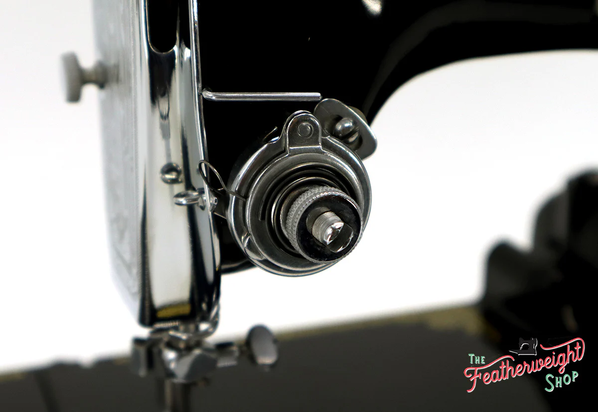 Singer Featherweight 221 Sewing Machine, AE220*** - Image 16