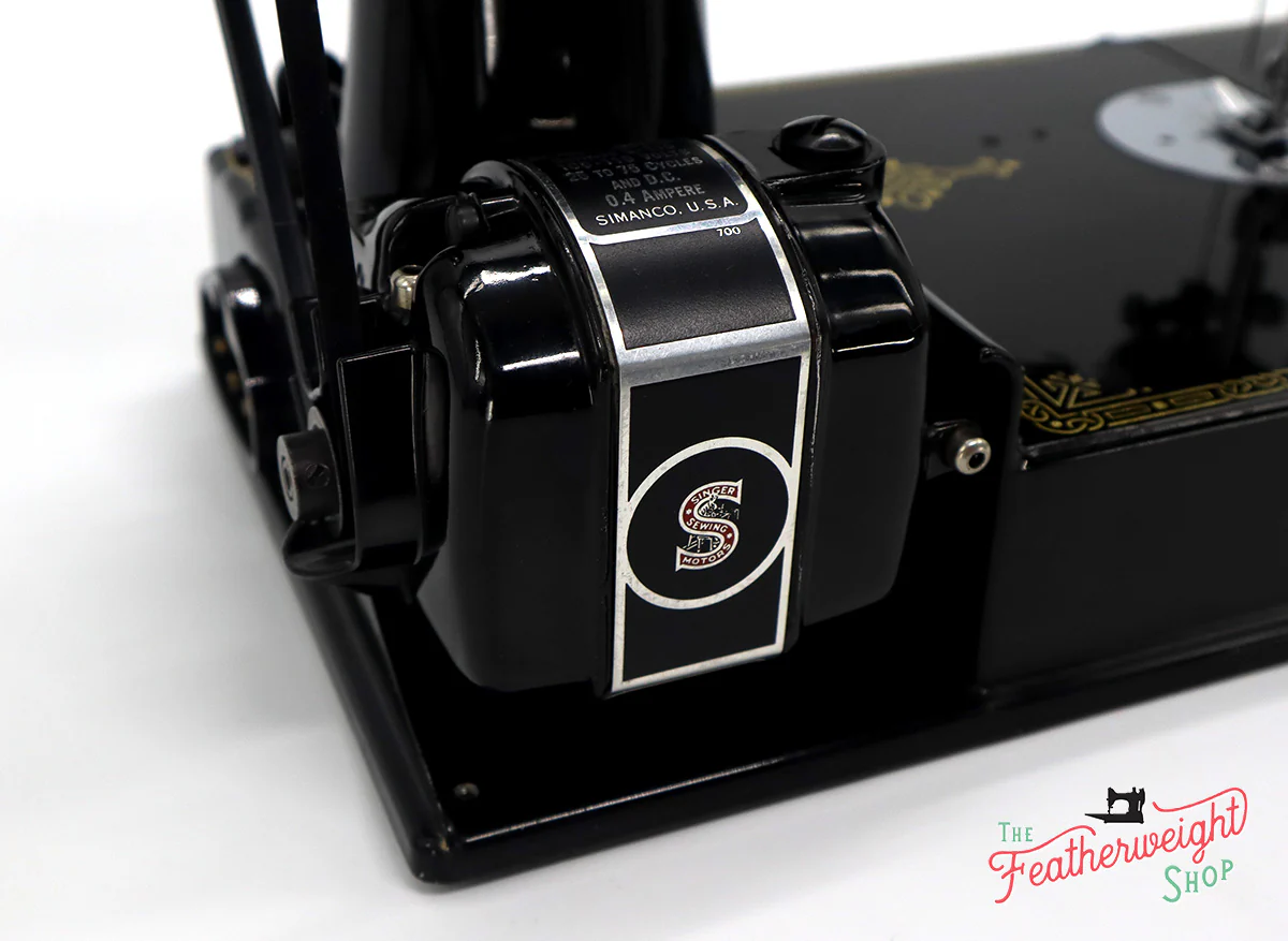Singer Featherweight 221 Sewing Machine, AE220*** - Image 20