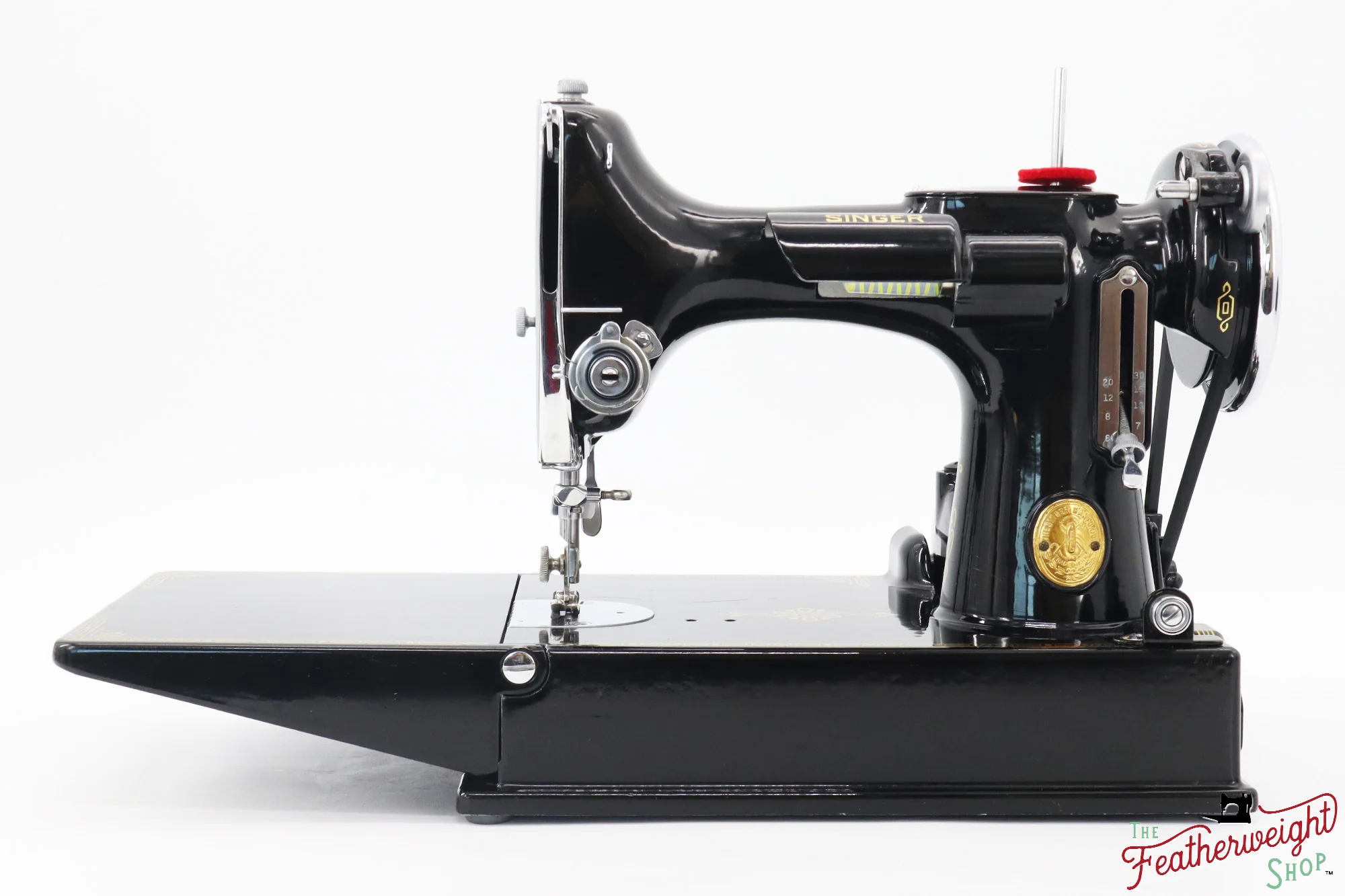 Singer Featherweight 221 Sewing Machine, AE222*** - 1936 - Image 4