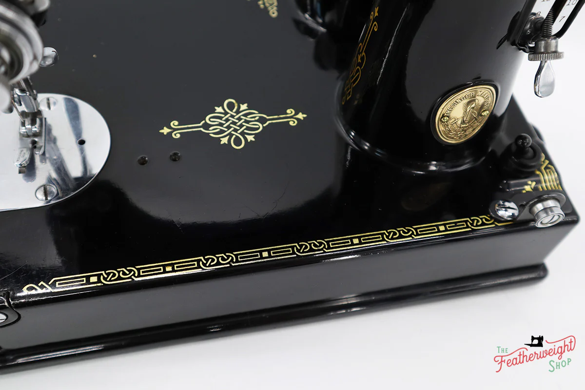 Singer Featherweight 221 Sewing Machine, 1936 AE300*** - Image 10
