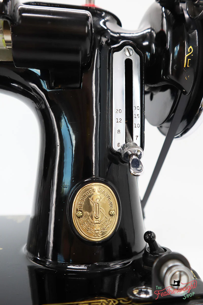Singer Featherweight 221 Sewing Machine, 1936 AE300*** - Image 17