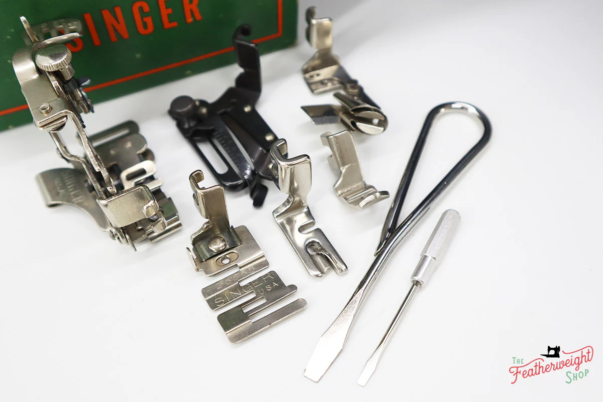 Singer Featherweight 221 Sewing Machine, 1936 AE300*** - Image 20