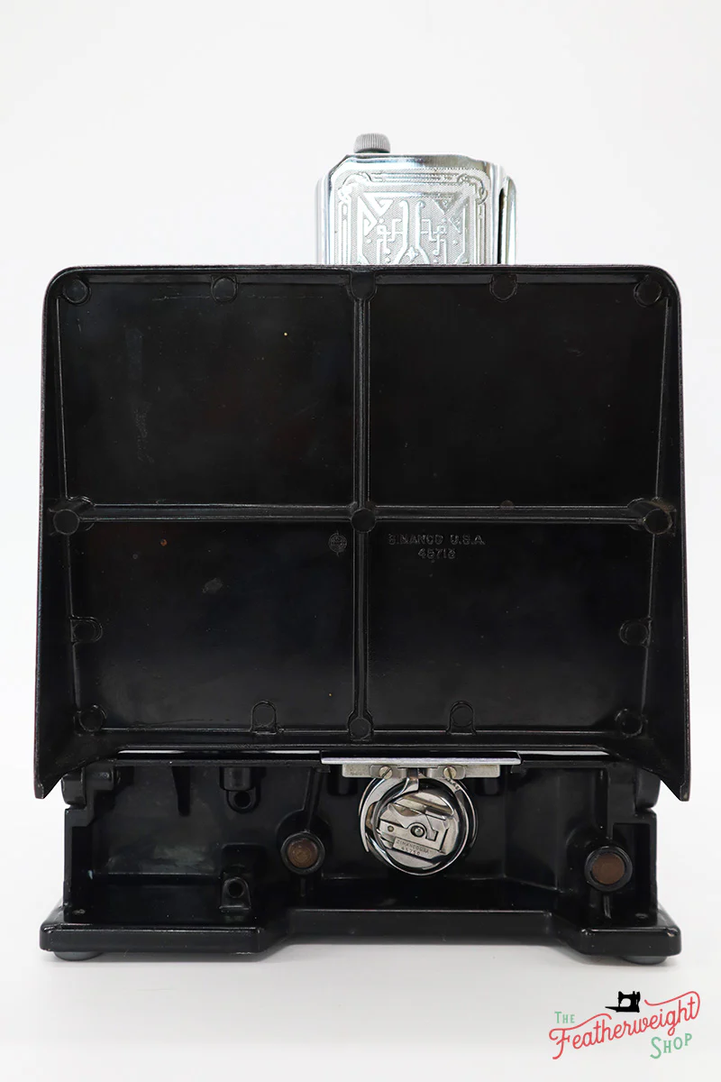 Singer Featherweight 221 Sewing Machine, 1936 AE300*** - Image 5
