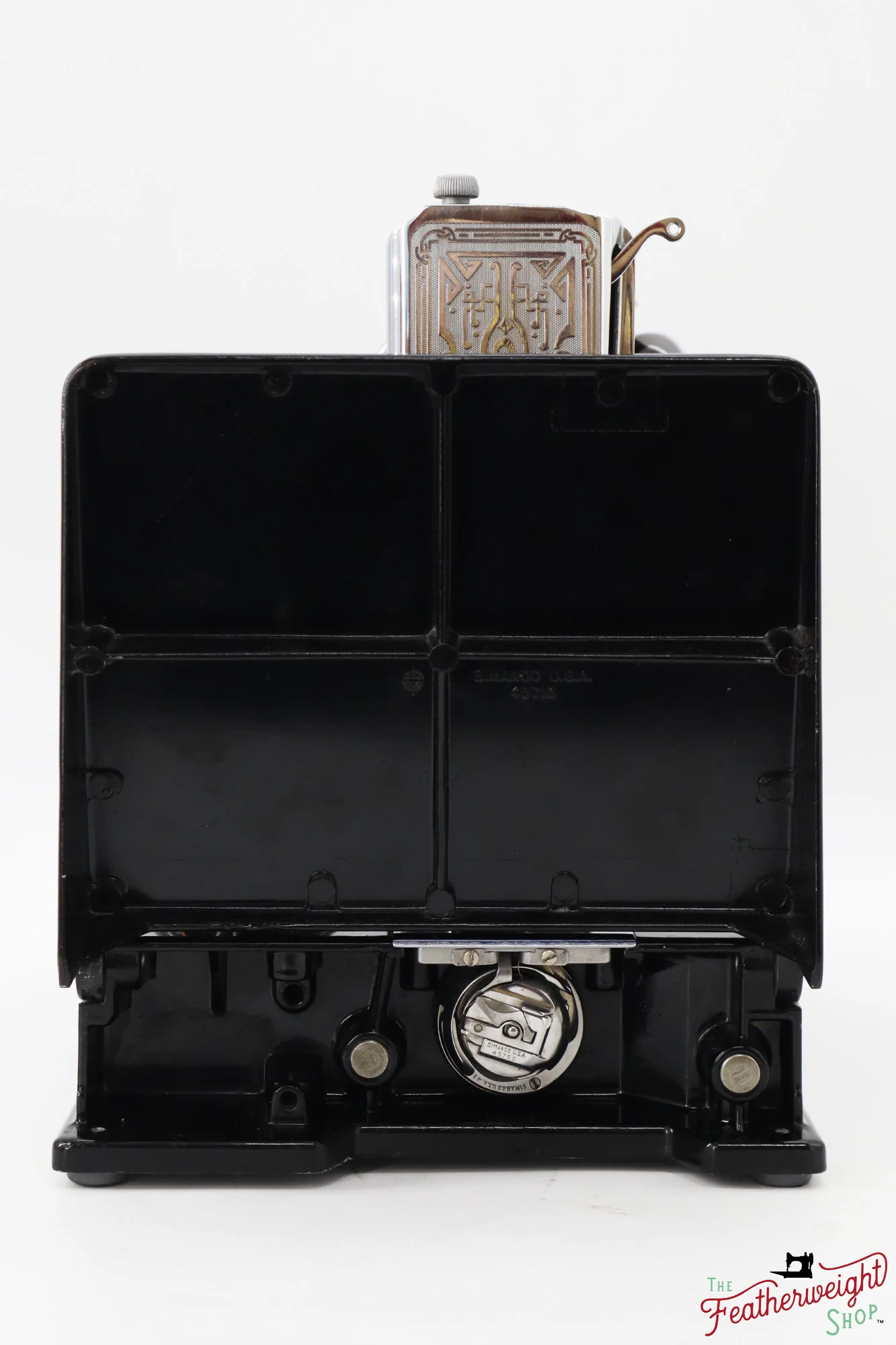 Singer Featherweight 221 Sewing Machine, AE3033** - 1936 - Image 4