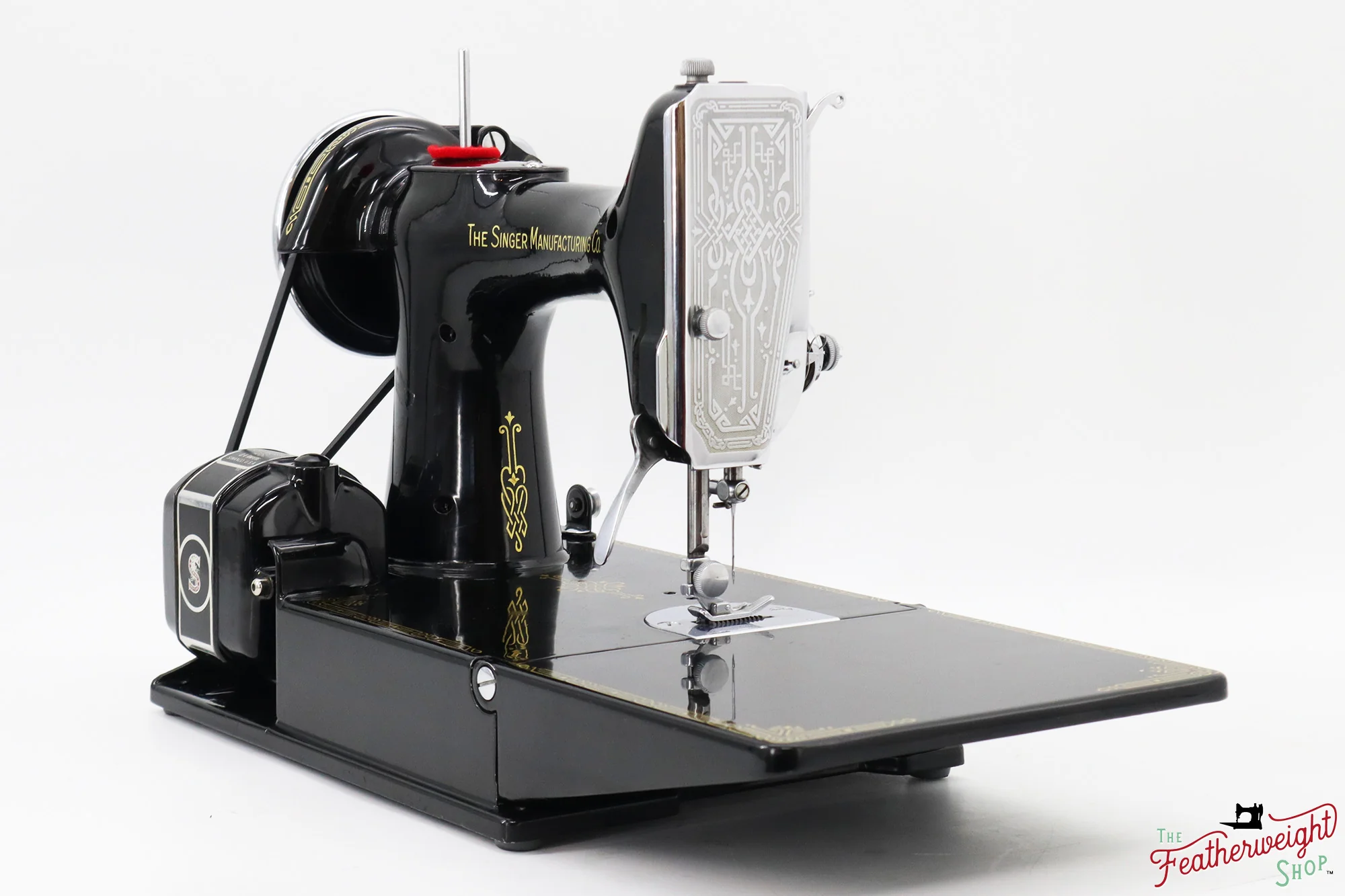Singer Featherweight 221 Sewing Machine, AE3033** - 1936 - Image 5