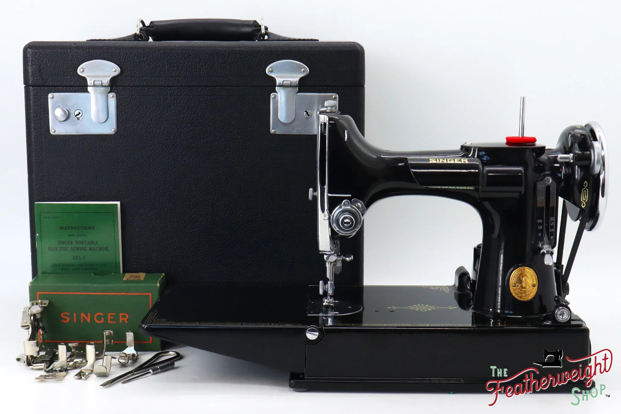 Singer Featherweight 221 Sewing Machine, AE538*** - 1937 - Image 2