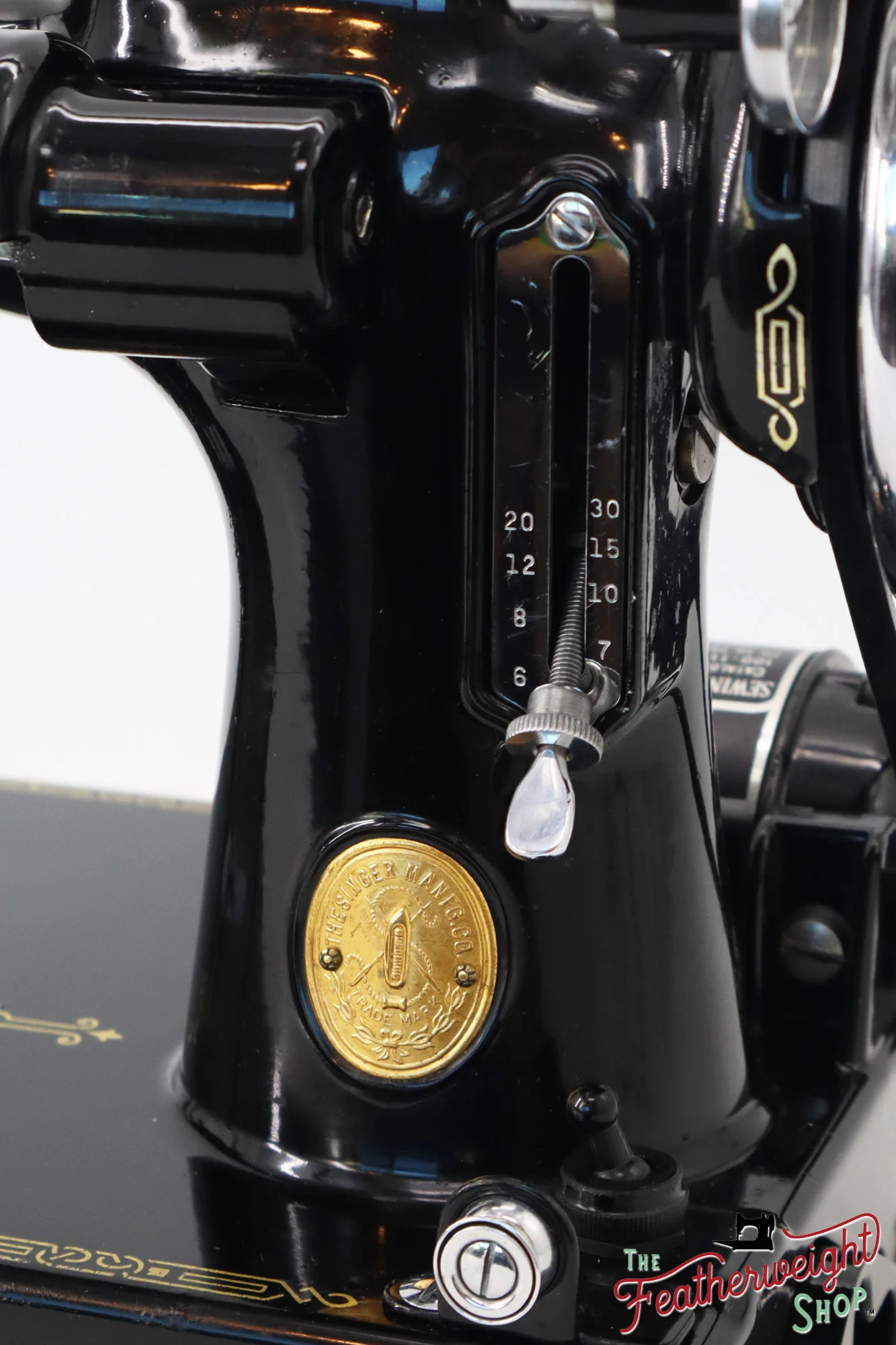 Singer Featherweight 221 Sewing Machine, AE540*** - 1937 - Image 15