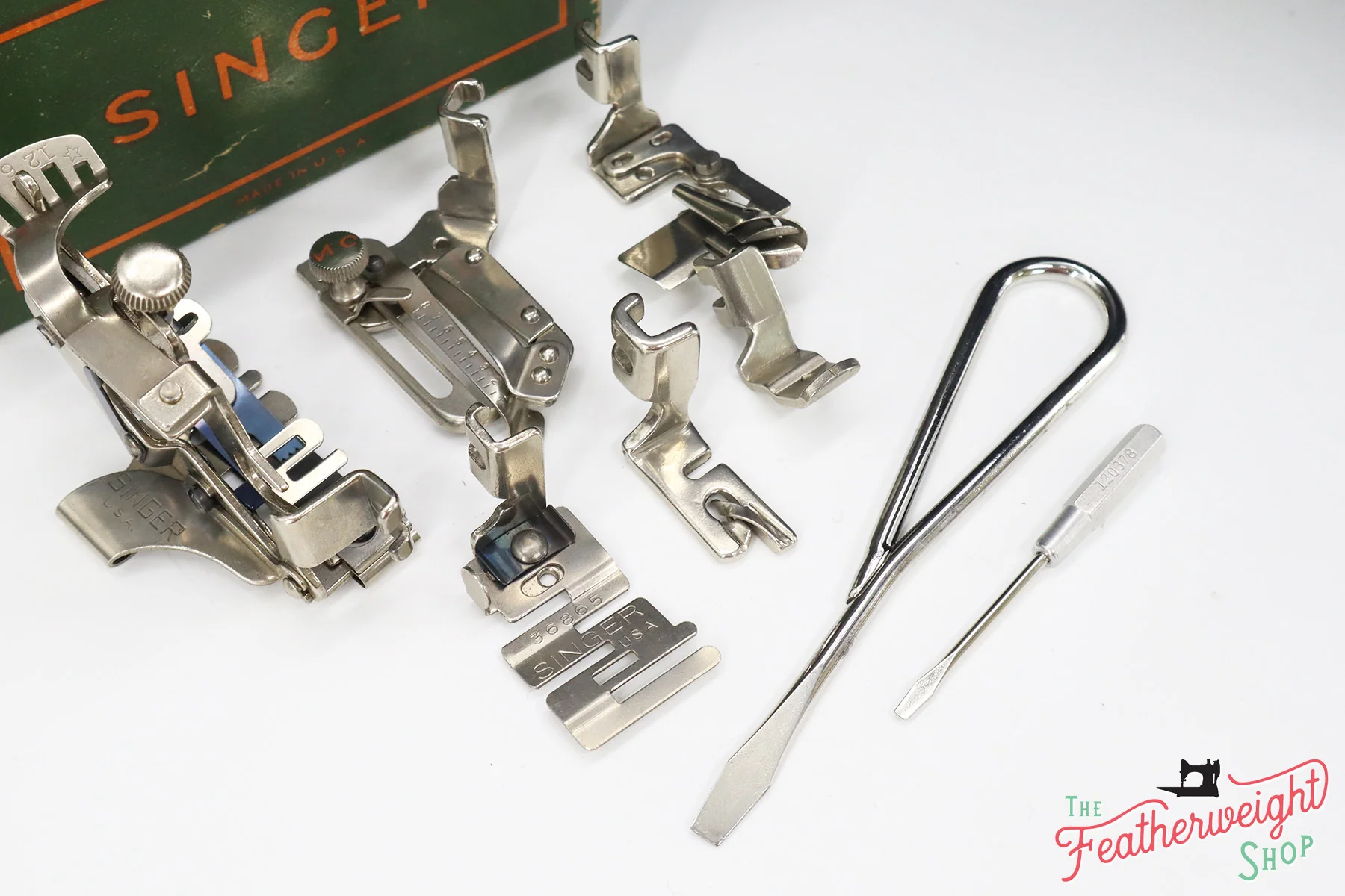 Singer Featherweight 221 Sewing Machine, AE773*** - Image 17
