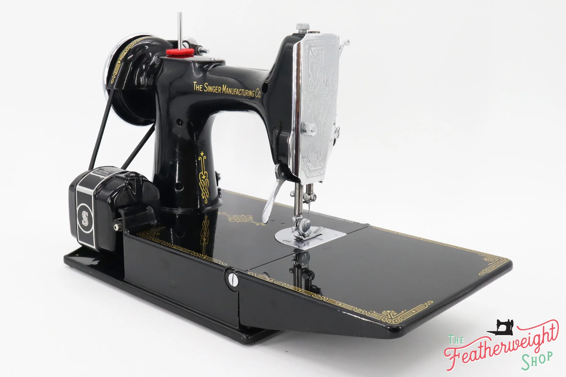 Singer Featherweight 221 Sewing Machine, AE773*** - Image 5