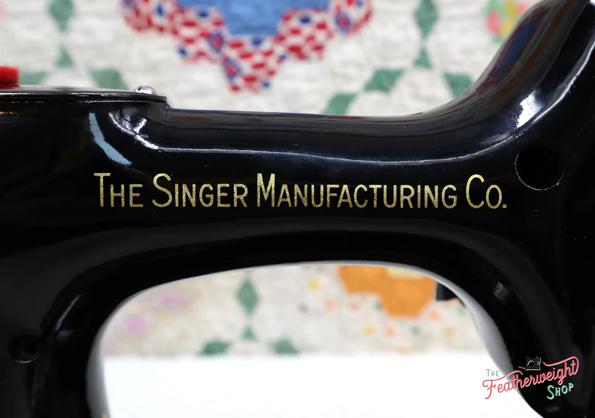 Singer Featherweight 221 Sewing Machine, AE789*** - Image 13