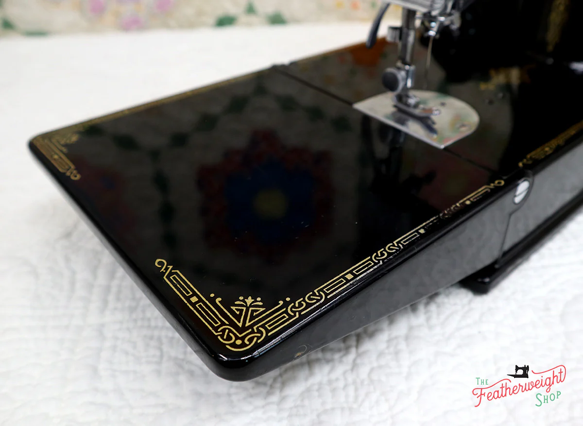 Singer Featherweight 221 Sewing Machine, AE789*** - Image 8