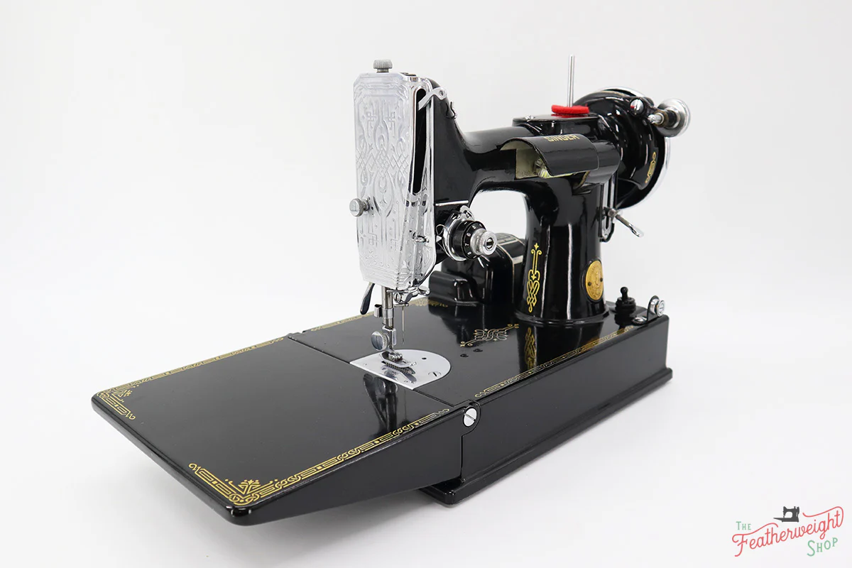 Singer Featherweight 221 Sewing Machine, AF076*** - Image 3