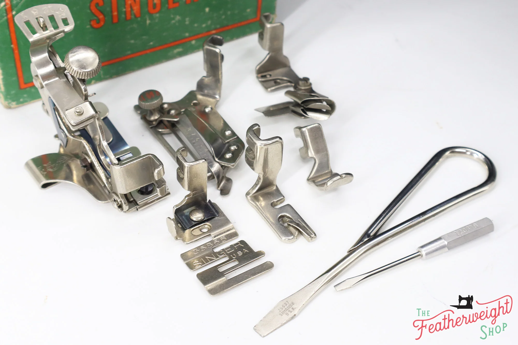 Singer Featherweight 221 Sewing Machine, AF077*** - Image 19
