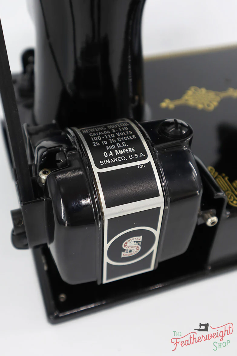 Singer Featherweight 221 Sewing Machine, AF081*** - Image 15
