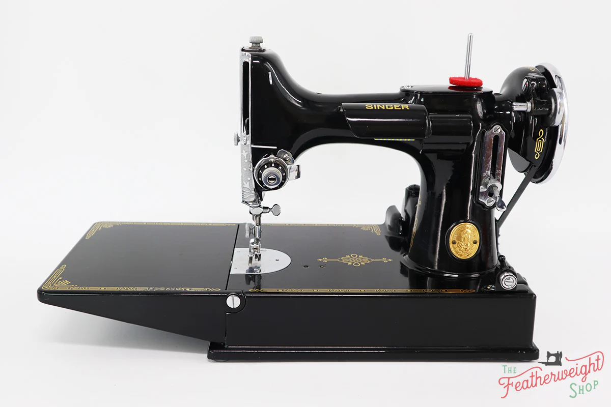 Singer Featherweight 221 Sewing Machine, AF081*** - Image 3