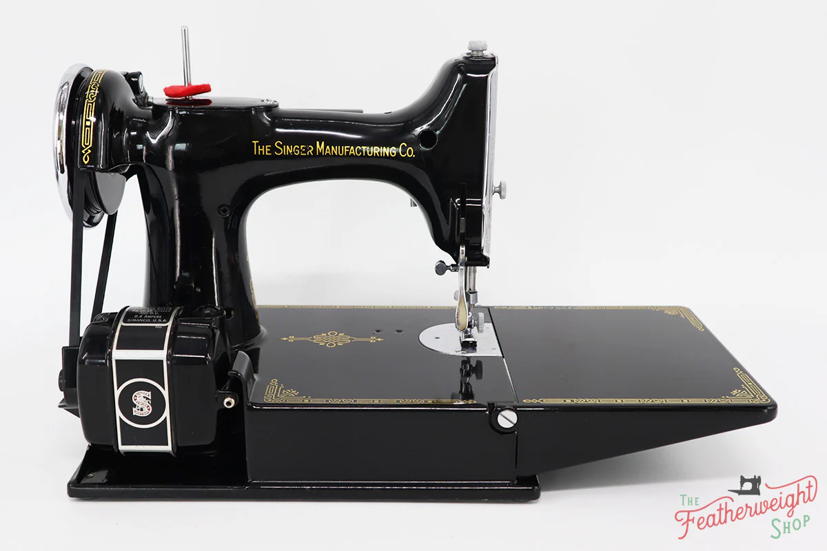 Singer Featherweight 221 Sewing Machine, AF081*** - Image 6