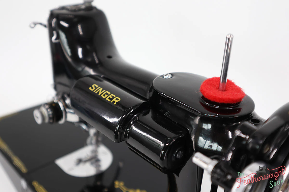 Singer Featherweight 221 Sewing Machine, AF081*** - Image 7