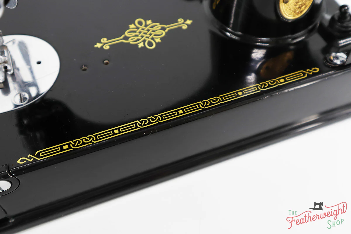 Singer Featherweight 221 Sewing Machine, AF081*** - Image 9