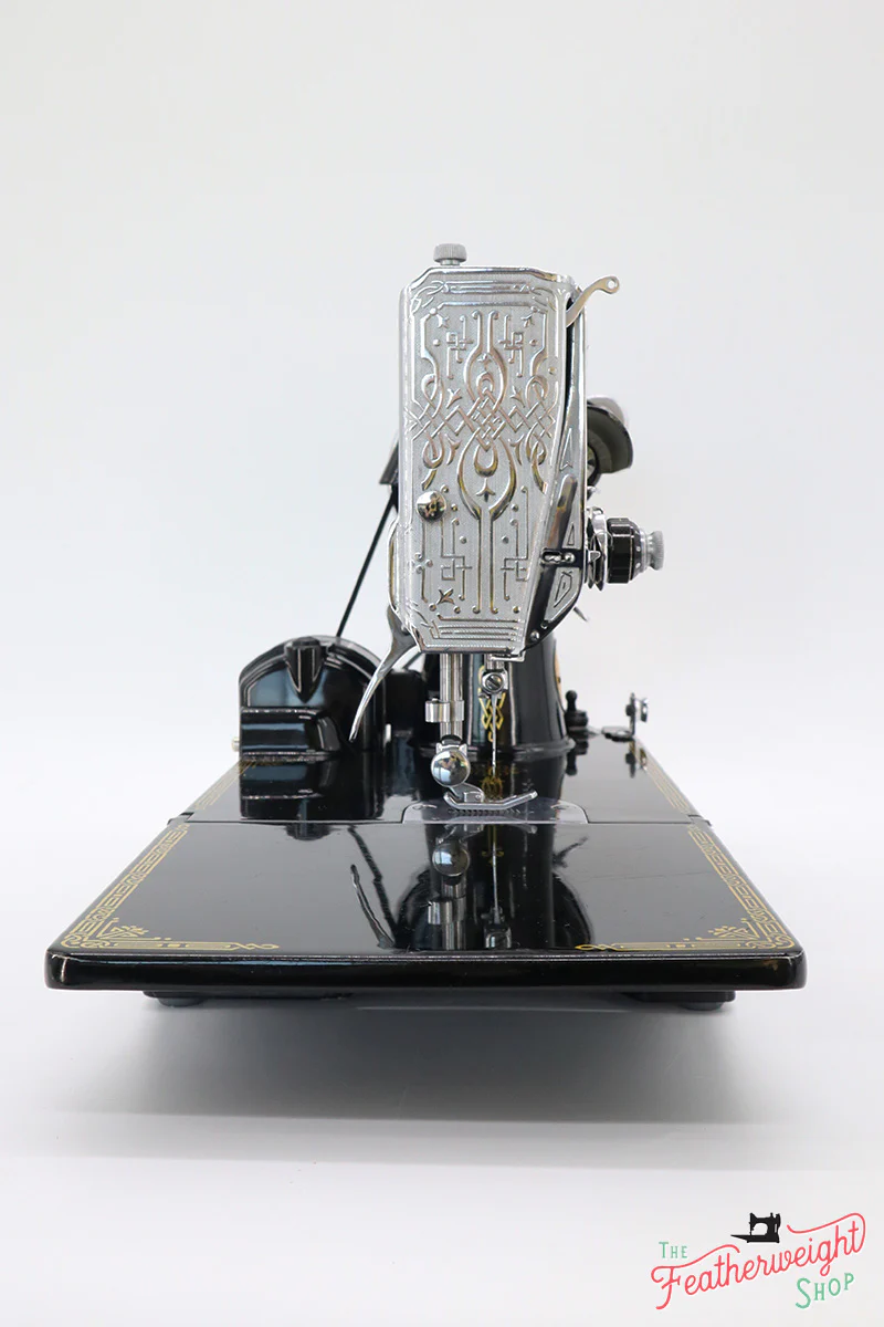 Singer Featherweight 221 Sewing Machine, AF083*** - Image 4