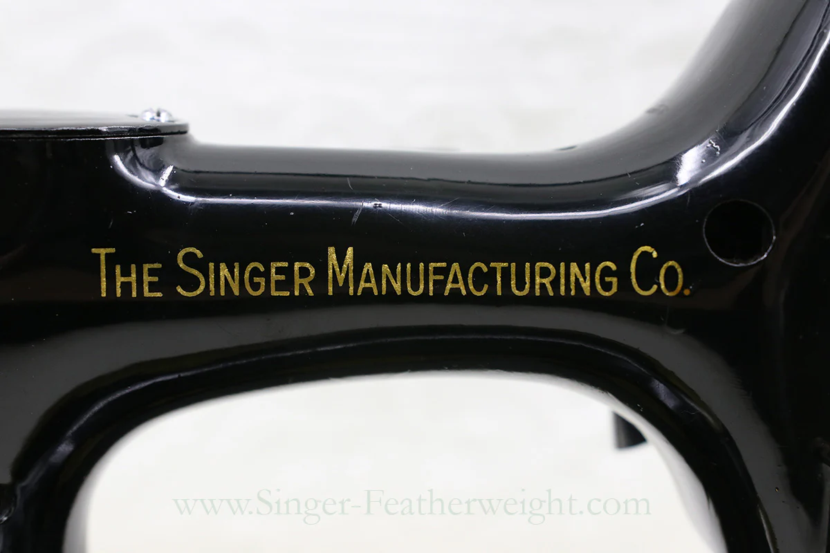 Singer Featherweight 221 Sewing Machine, AF089*** - Image 11