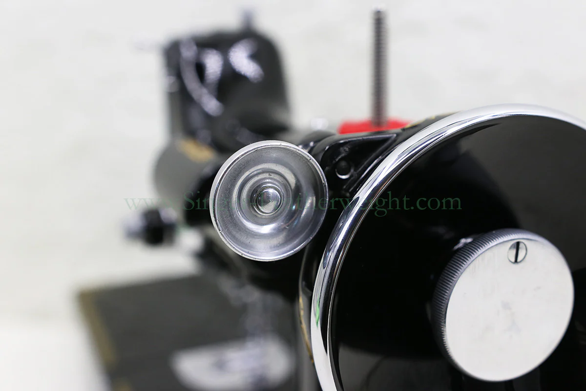 Singer Featherweight 221 Sewing Machine, AF089*** - Image 13