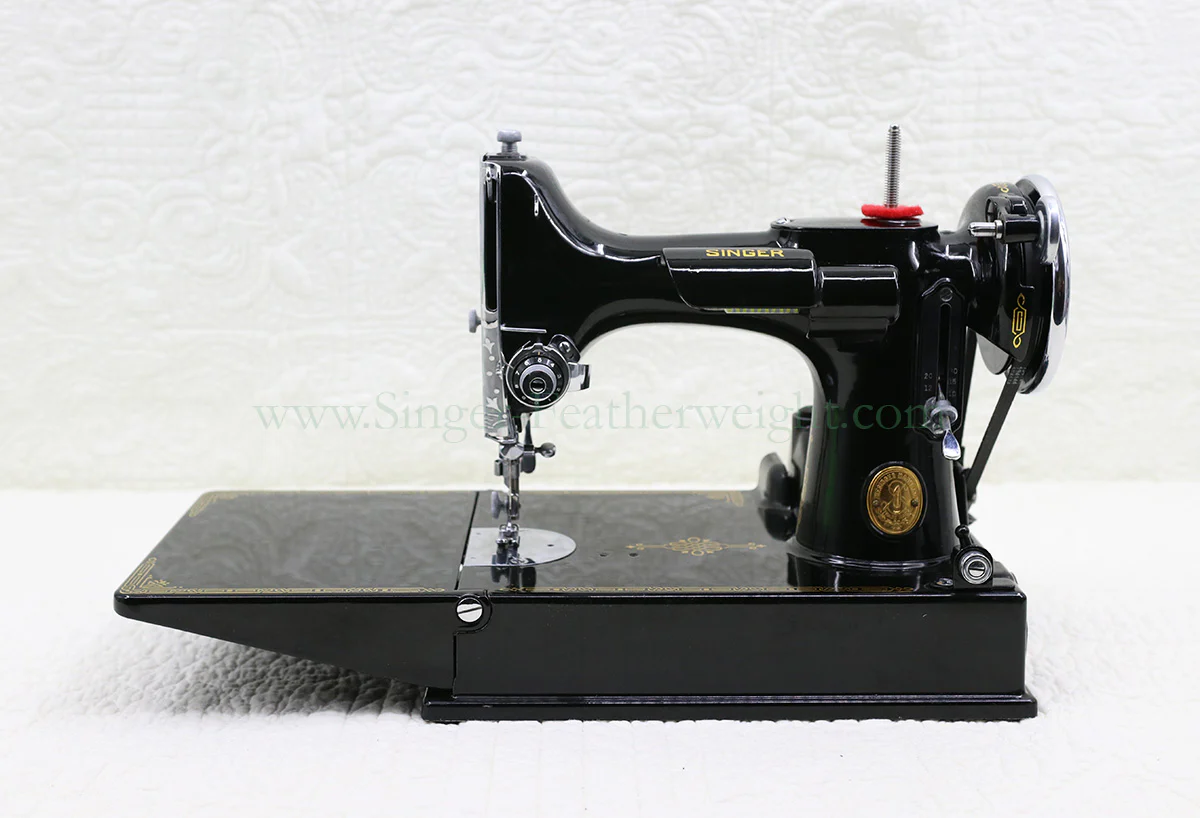 Singer Featherweight 221 Sewing Machine, AF089*** - Image 2